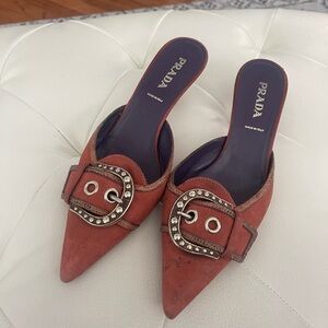 VINTAGE Prada Pumps